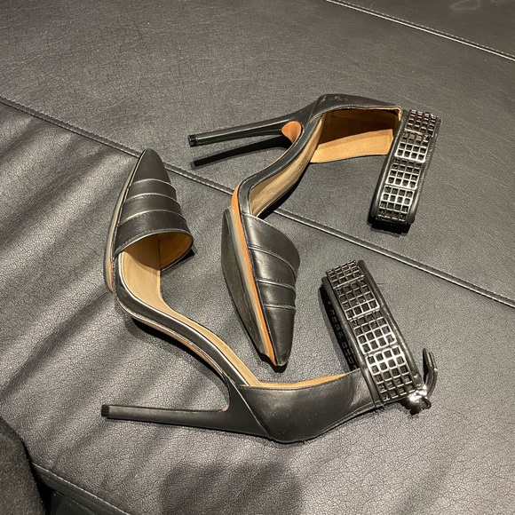 NWOT D’orsay Ankle Strap Metallic Plaques Leather Pointed High Pumps Stilettos - Picture 4 of 12